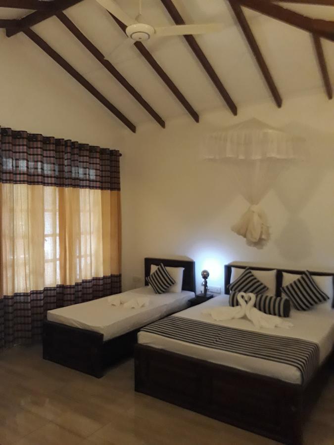 Isanka Lion Lodge Сигирия Экстерьер фото